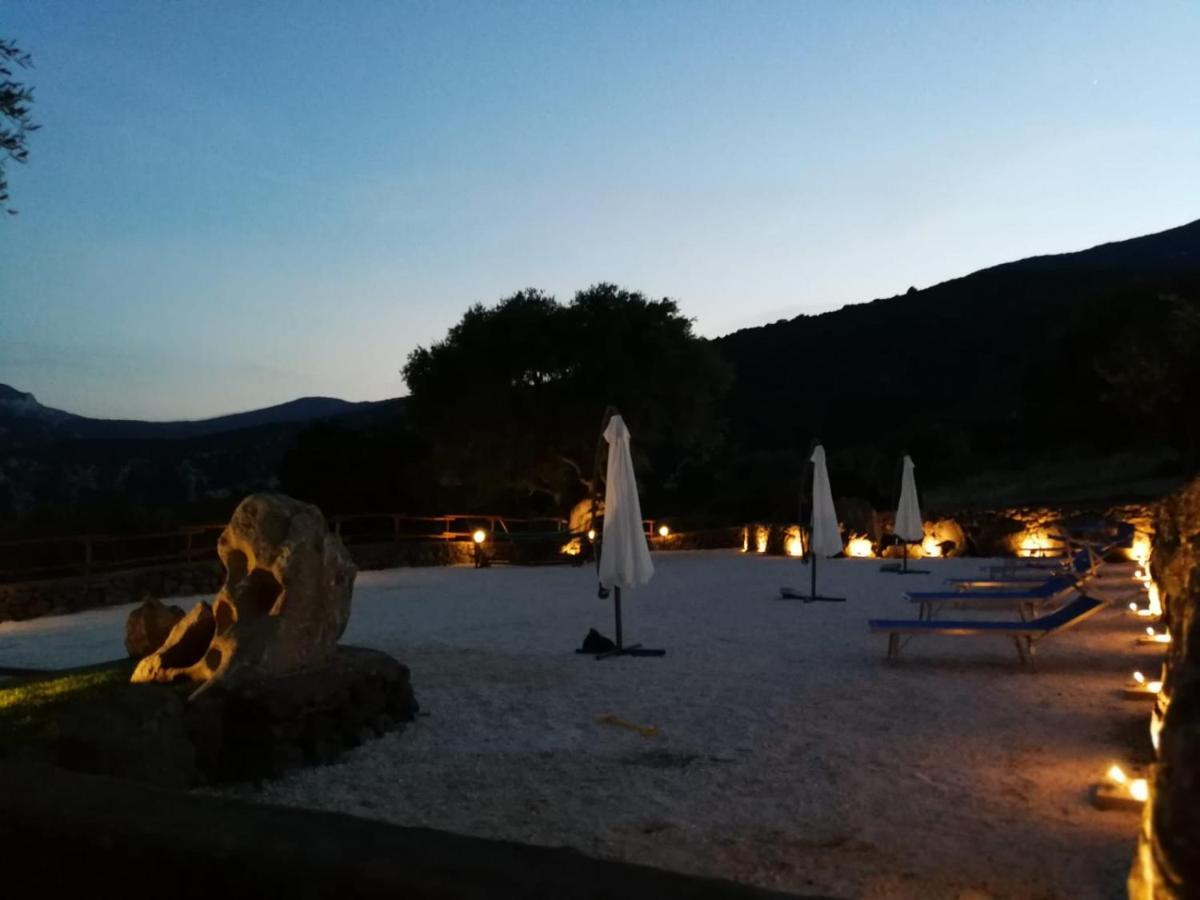 קאלה גונונה Agriturismo Codula Fuili מראה חיצוני תמונה